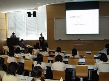 オープンキャンパス司会.JPG