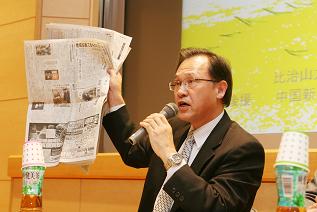 中国新聞社 木村義将氏.jpg