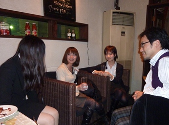 お局&三浦先生&学生.jpg