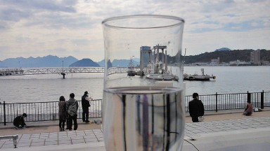 グラスの中の船.jpg