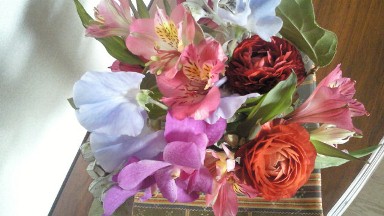 マブダチがくれた花&自分が買った花.jpg